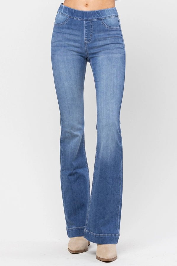 Women's Light Denim Pull On Flare Jeans. Stretchy and a tall fit. Close up of jeans. Little Gift Nook.