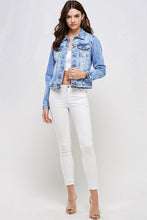 Load image into Gallery viewer, Woman&#39;s Light Wash Denim Jackets