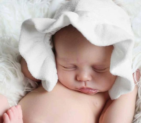 Baby Girls White Ribbon Fleece Bonnet baby hat.