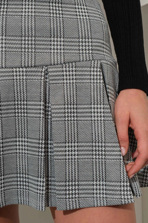 Women's Gray Plaid Print Pleated Skirt. Close up of print and chunky pleats. - Little Gift Nook.