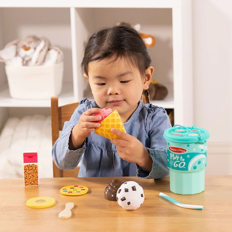 Melissa & Doug Play to Go Ice Cream Play Set with pretend play food. Wooden and felt pieces. - Little Gift Nook